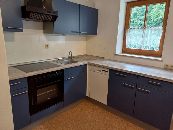2-Zimmer Wohnung für Wochenendheimfahrer in Schrobenhausen – Einbauküche
