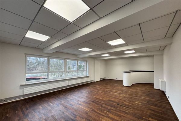 CO ** Stadtnähe ** ca. 470 qm ** moderne & edle Bürofläche