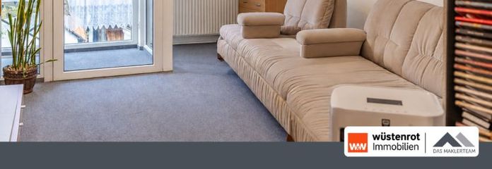 Charmante 2-ZKB-Dachgeschosswohnung – mit Wintergarten, Aufzug und Kellerabteil