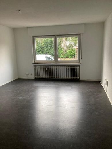 Großzügige Wohnung mit ausgebauten Kellerräumen und Terrasse in Reinshagen – फोटो 14