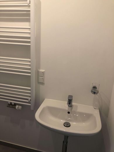 Moderne 2 Zimmerwohnung – Bad mit Handtuchheizkörper