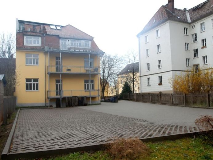 Parkplatz statt Parkplatzsuche | Stellplatz in Zwickau-Pölbitz zu vermieten – Foto 1