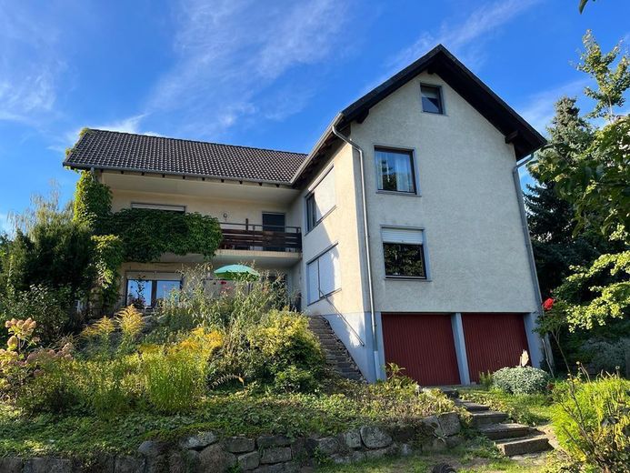 Großzügiges Einfamilienhaus mit Einliegerwohnung Garten & Blick – Foto 4