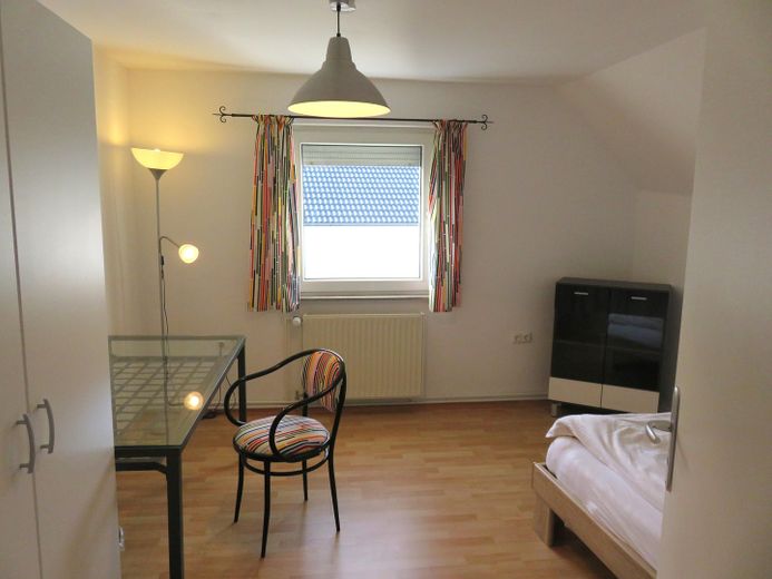 Freistehendes Haus - energetisch saniert - 120 qm – Zimmer OG 2