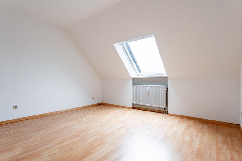 Dachgeschosswohnung Schlafen I