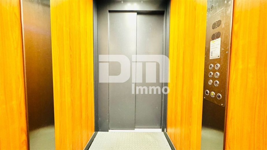 Moderne 4 Zimmer HP / EG Wohnung mit 2 Bädern und großer Terrasse direkt an der Uni – Fahrstuhl