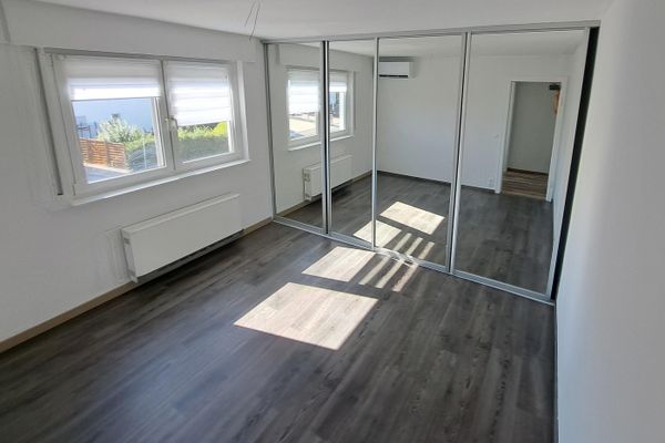 Zonnig 2-kamerappartement met airconditioning
