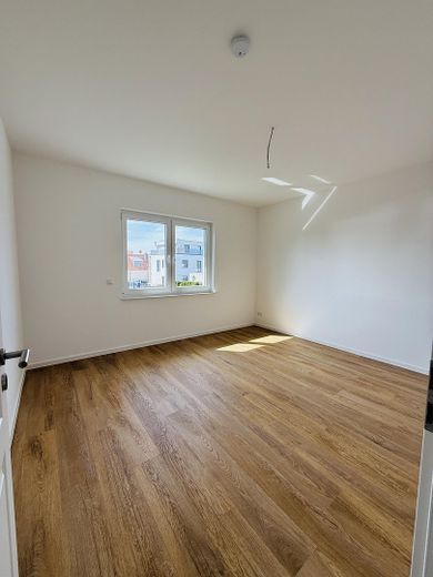 ✨ Modernes Neubau-Einfamilienhaus 3 Schlafzimmer Garten Fussbodenheizung Erstbezug ✨ – Schlafzimmer 3