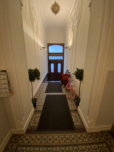 Modernisierte Altbauwohnung mit großer Terrasse | ca. 55 m² | Wuppertal-Elberfeld – Hausflur
