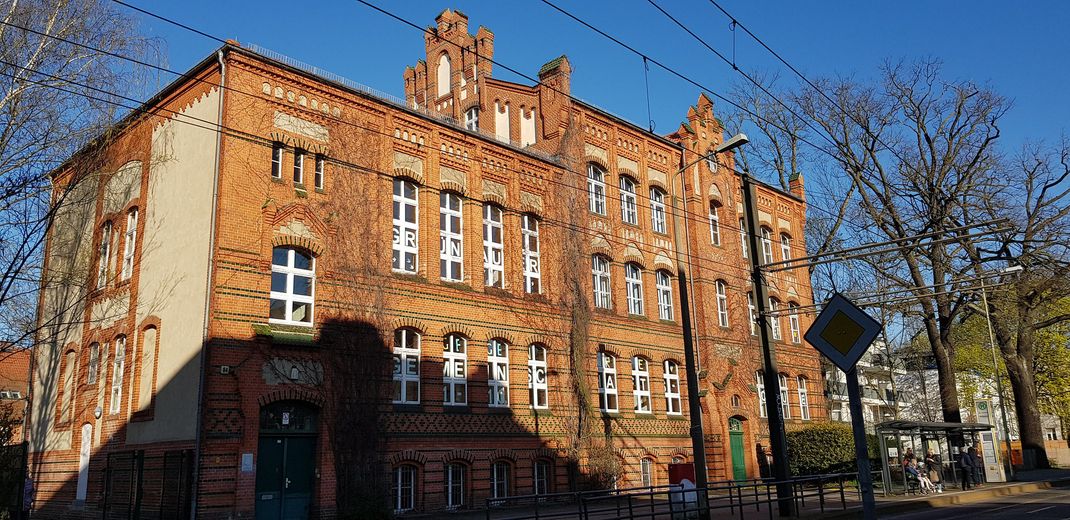 Investimento perfetto: appartamento di 2 locali - con vista sull’acqua e senza provvigione – Die Gesamtschule in 300m Entf.