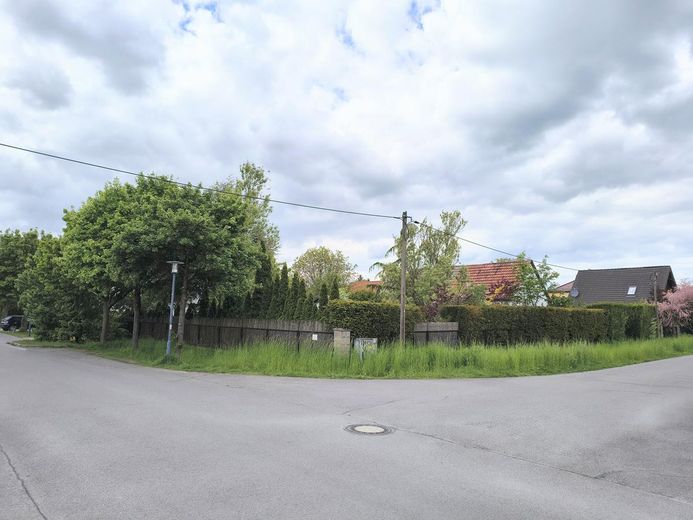 Eckgrundstück