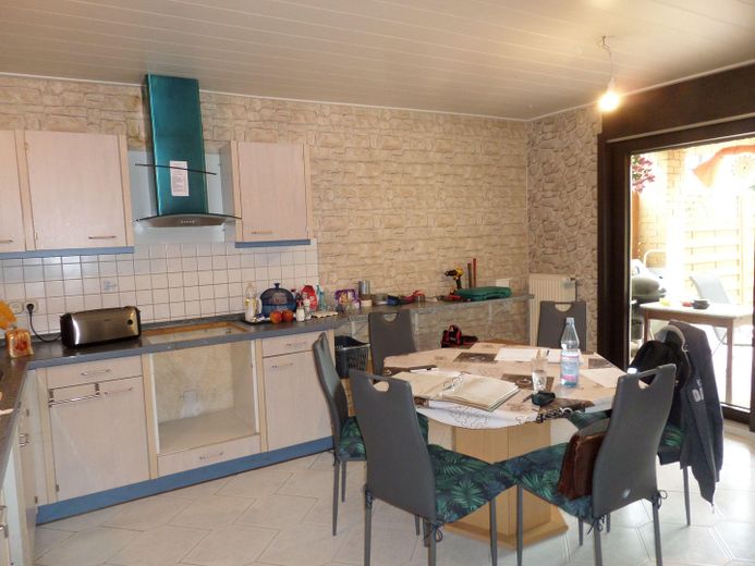 RESERVIERT: 160 m² Wohnfläche, 879 m² Grundstück: Viel Platz für Familie, Arbeit und eigene Ideen – Große Küche