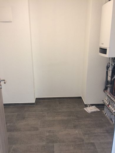 Appartamento vicino al centro a Moordorf – Hauswirtschaftsraum