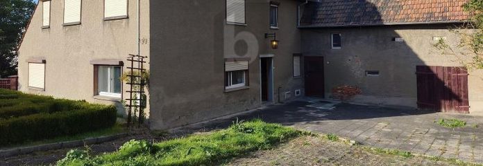 9,900 SQM OF LAND & DEVELOPMENT POTENTIAL
