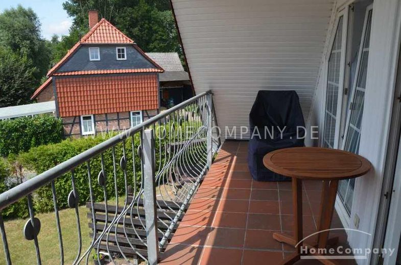 Großes Haus, möbliert, 6 Zimmer, Terrasse /Garten, Balkon, geeignet für bis zu 6 bis 8 Personen. – 10b152539d7390b0d3fa4b5a8591e99b74a12bde.jpg