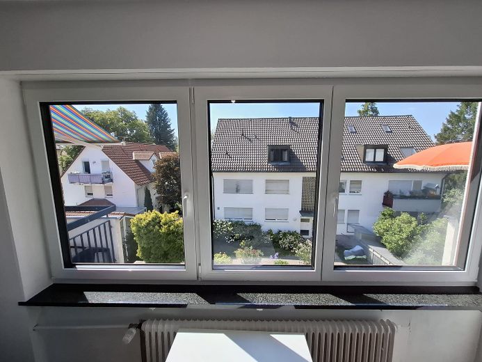 Erstbezug nach Komplettsanierung – voll möbliertes Apartment in U-Bahn-Nähe (U3) – Aktueller Stand 30.07