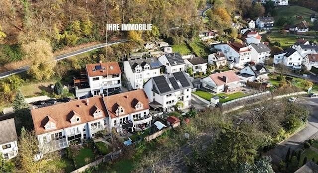 Von Privat an Privat: Außen Understatement – innen exklusiv! – Drohnenaufnahme