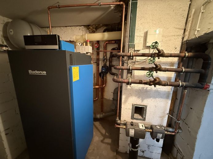 Gaszentralheizung Bj. 2013