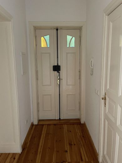 Encantador apartamento antiguo con balcón y ascensor en Hufelandstraße, Prenzlauer Berg – Foto 19