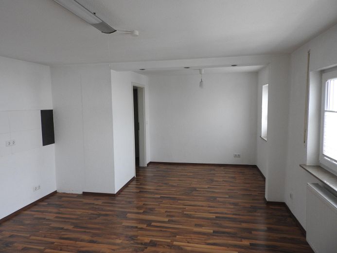 Langenau Göttingen Provisions FREIE 3,5 Zimmer Wohnung 2 OG Letzte Wohnung – Essen