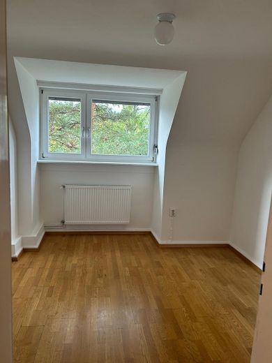 Schlafzimmer zum Garten