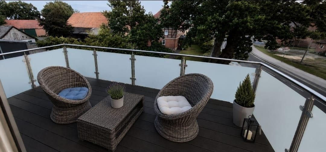 *Neuwertig & Zentral*: Geräumige 4-Zi.-Wohnung mit Balkon & Gäste-WC in Westerbeck – Balkon