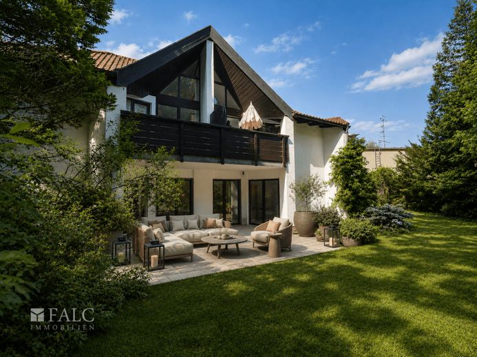 Gartenrefugium in Harlaching - Großzügige Maisonette-Wohnung mit drei Terrassen – Einrichtungsbeispiel Terrasse