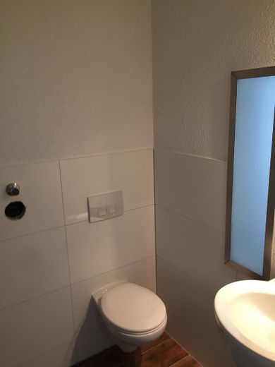 Hübsche 1-Zimmer-Wohnung in Mainz-Gonsenheim – Duschbad