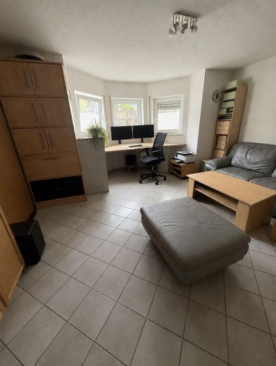 Affascinante, spaziosa casa unifamiliare in posizione centrale a 65779 Kelkheim Münster – UG Zimmer 1.1