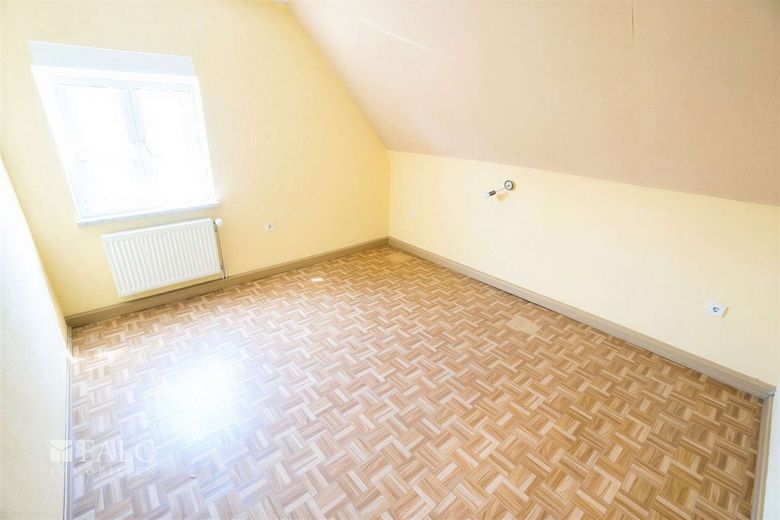 Familienhaus in Bexbach zu verkaufen! – Schlafen3 DG