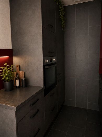 RESERVIERT! Zentral gelegene Erdgeschosswohnung mit Balkon, moderner Küche und renoviertem Bad – Küche