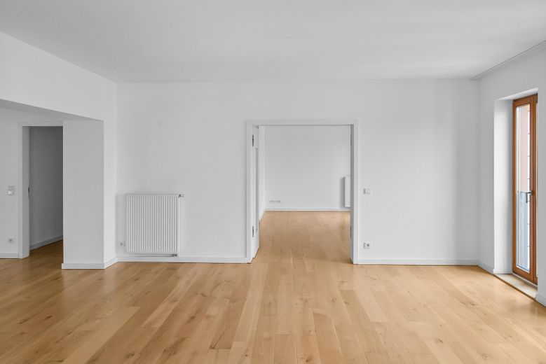 Summer-Sale bis 31.08. | 171 m² Großzügigkeit im Berliner Regierungsviertel | jetzt 1.395.000 € – Wohnzimmer 