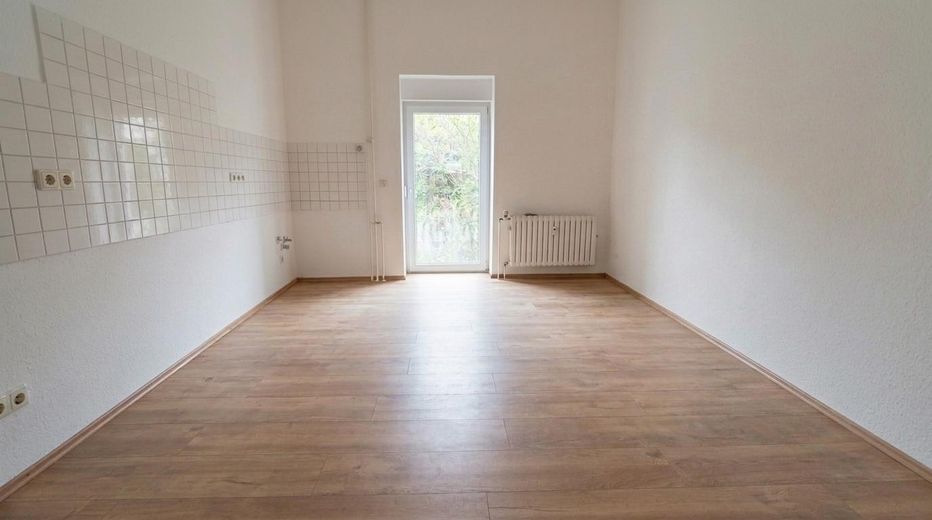3-room ground-floor apartment with terrace facing the quiet courtyard – flexible layout in Essen-Kray – Küche 