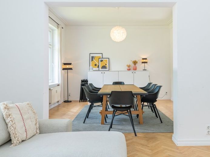 Historischer Charme trifft moderne Eleganz – Stilvolle Villa zur Eigennutzung oder als Anlageobjekt – Foto 1