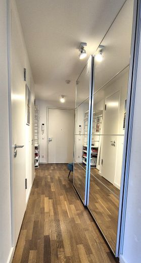 Un cadre de vie exclusif au bord de la Spree – Appartement meublé de 2 pièces (97m2) sur la presqu’île de Stralau – Eingang/Entrance_1