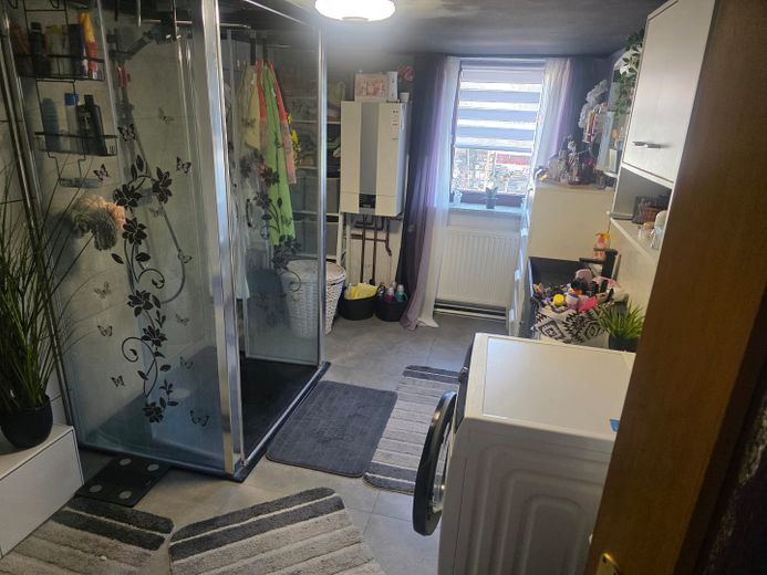 Bad mit Dusche OG