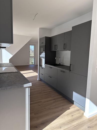Moderne, geräumige 3-Zimmer Wohnung inkl. Küche & Balkon – Foto 12