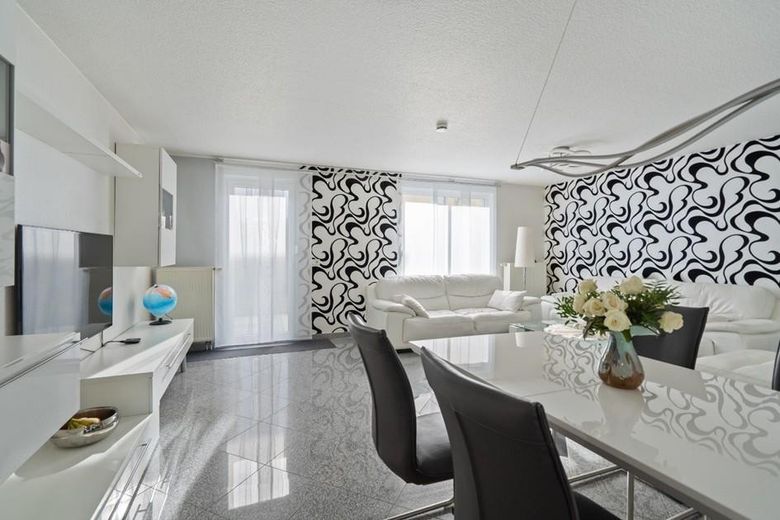 Haus am Tillypark, kommen sehen und staunen. Direkt vom Eigentümer! – Wohnzimmer