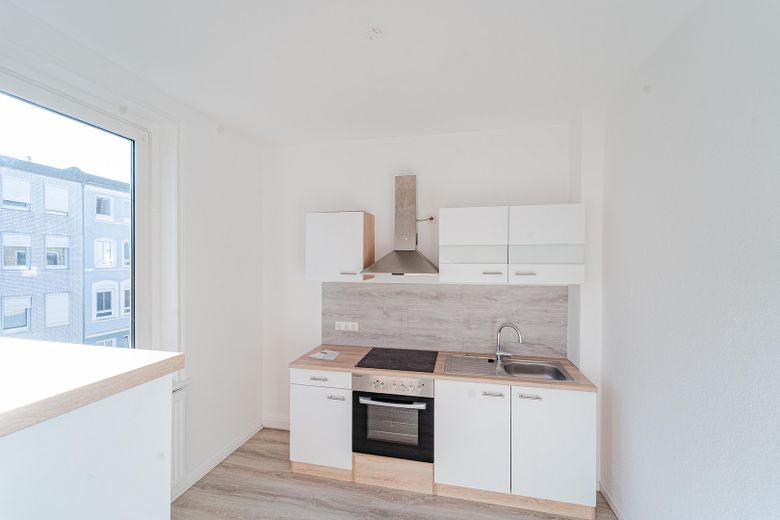 Gut geschnittene 2 Zimmer Wohnung in Bahnhofsnähe – Foto 1
