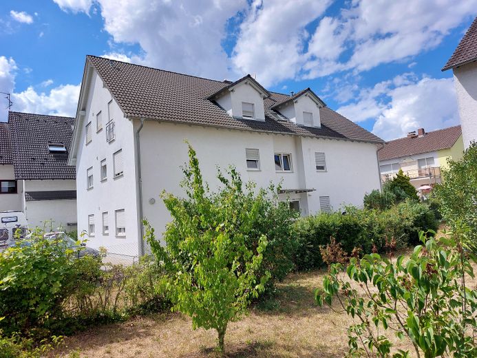 Mooie lichte 3-kamer zolderwoning – Ostansicht
