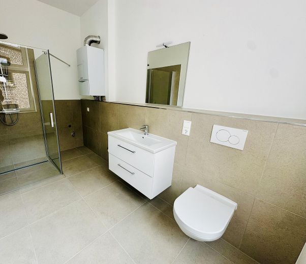 Bezugsfreie Kernsanierte Eigentumswohnung – Badezimmer