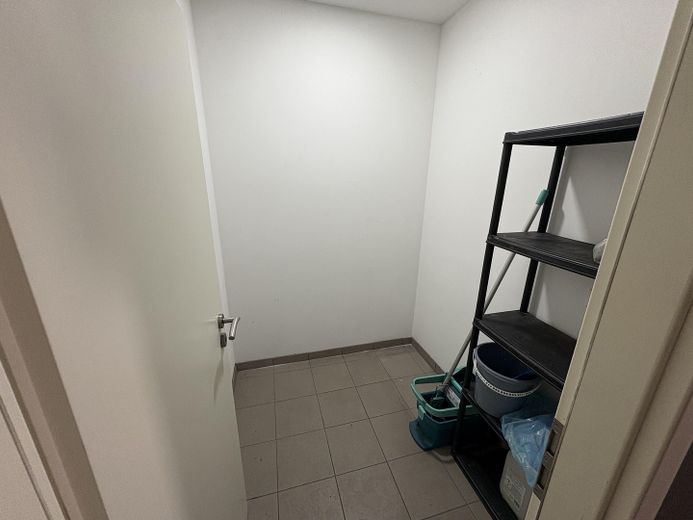 HALLE – ALLEINNUTZUNG - Lager/Verwaltung/Montage/Handwerk – Putzmittelraum Teil A