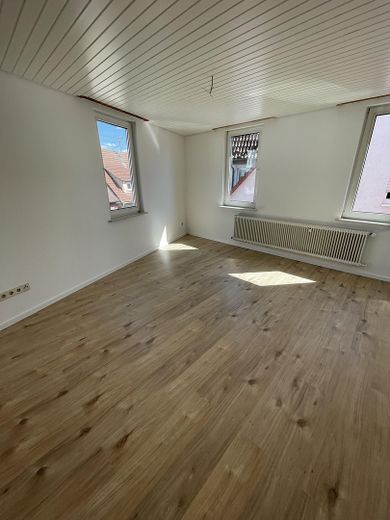 9-Betten-Mitarbeiterwohnung in Nürtingen – ideal für Fahrer & Monteure – Zimmer 5