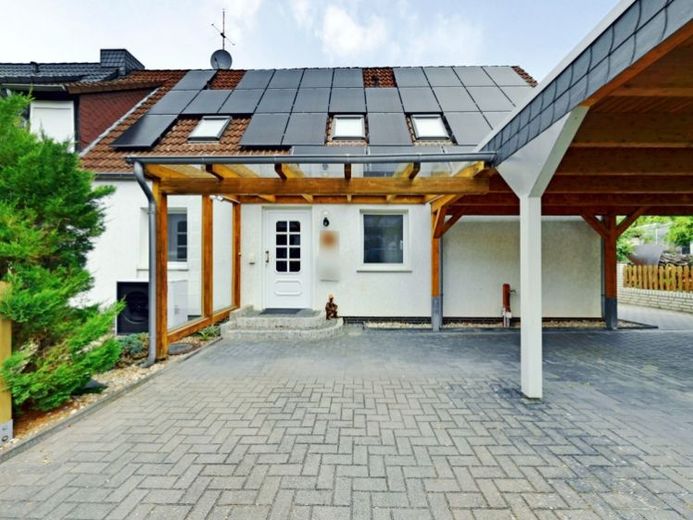 „Platz für die ganze Familie – 232 m² Wohnfläche, Einliegeroption, moderne Energietechnik“. – फोटो 1