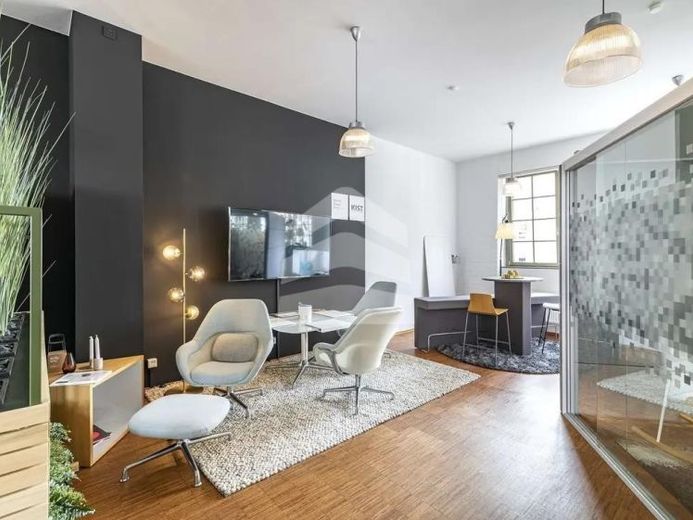 Schicke Loftbüros in den Kunst- und Gewerbehöfen von Plagwitz – Foto 1
