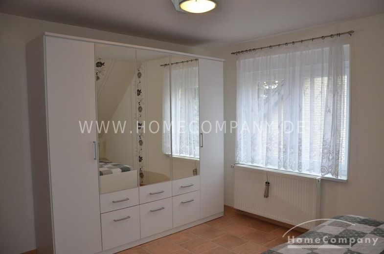 4 Zi. Whg., möbliert, im 1. OG. eines 2-Familienhauses, komplette Ausstattung – 28599013e53c4bca0caec0a564781d38004e3d11.jpg