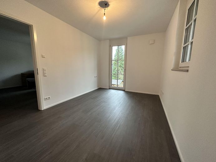 Modern appartement met 2 kamers – Schlafzimmer