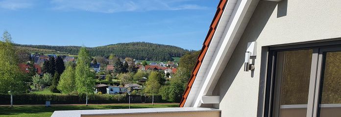 Beautiful penthouse apartment in the heart of Hofgeismar – Dachterrasse mit Westbergblick