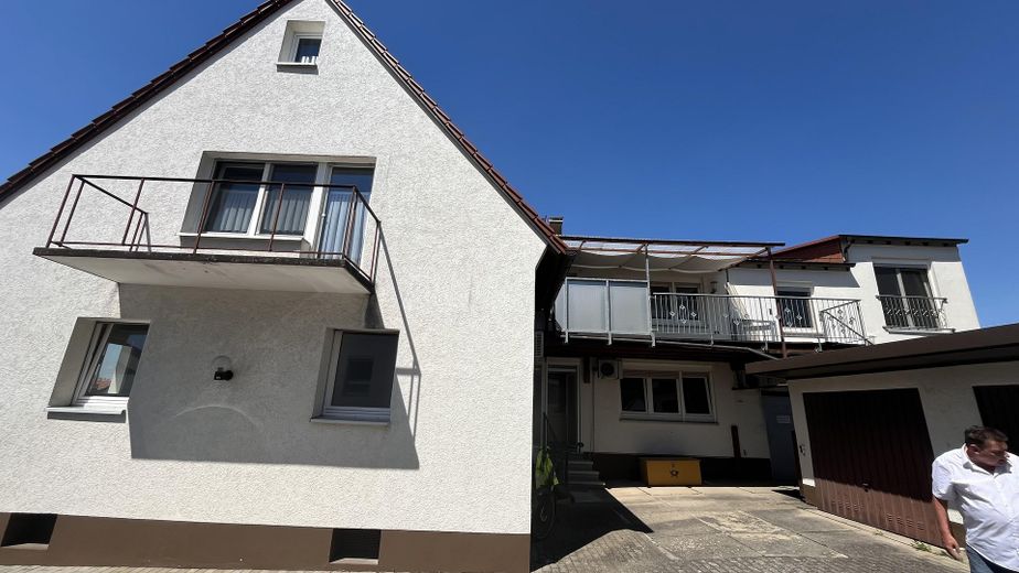 Großzügige 5-Zimmer-Wohnung mit Garten, Terrasse und Garage – Foto 17