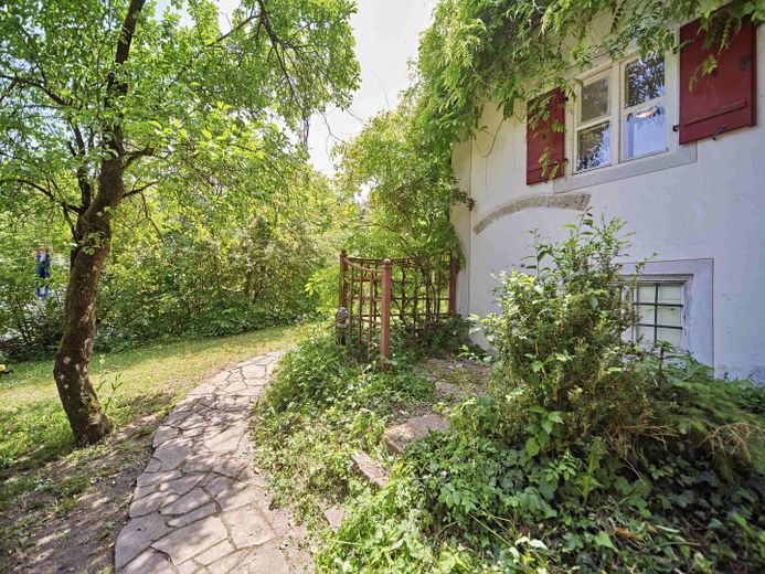 Haus, denkmalgeschützt in Eichstätt, ruhige Lage und doch zentral – Hausansicht aus dem Garten 